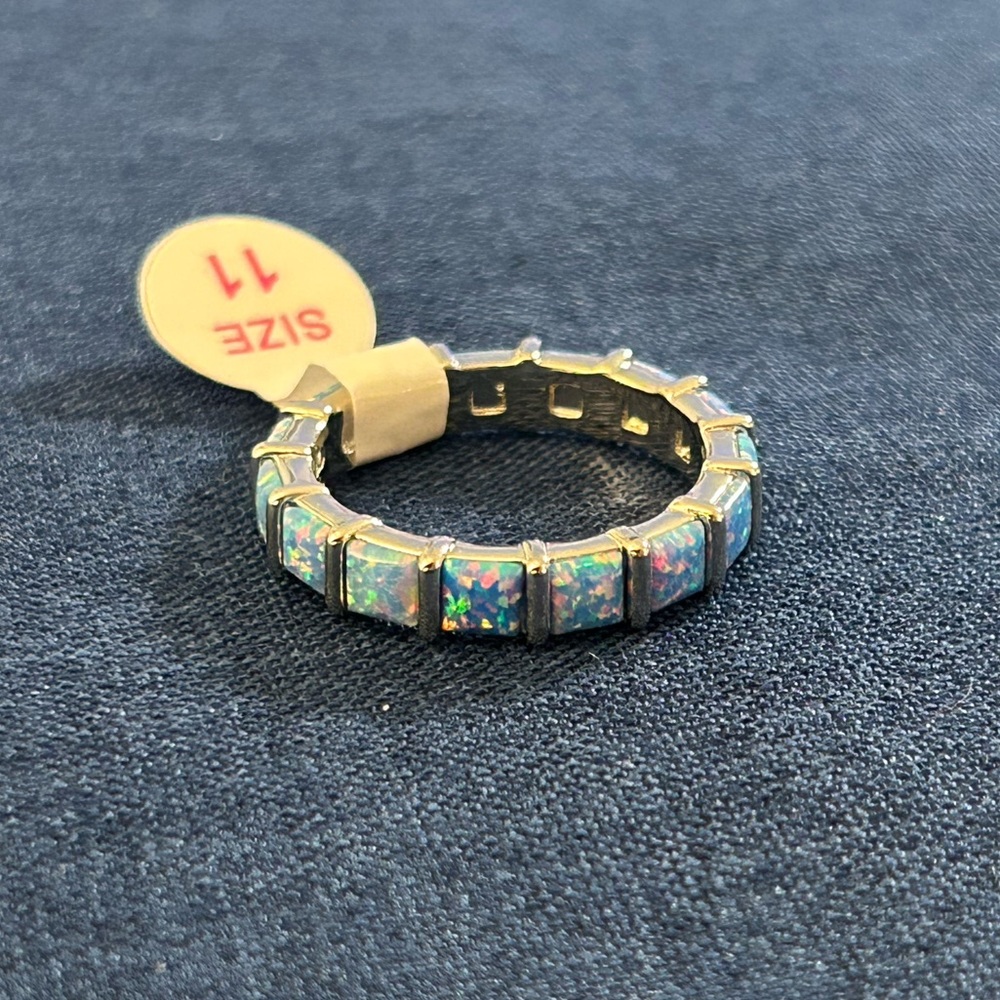 COPY - NWT Ring bomb party ring size 11! Opal and 925 silver